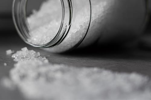 Bài học về hạt muối không chịu hòa tan