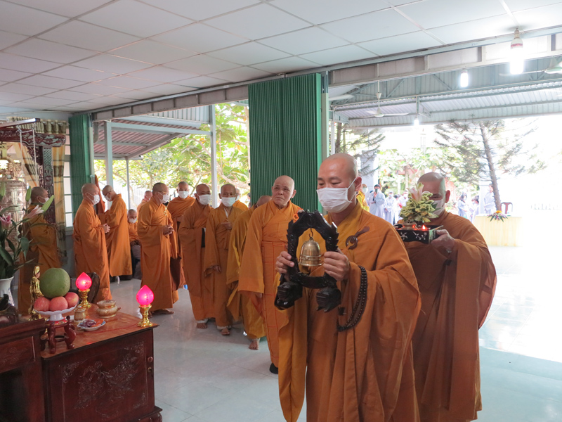 Tp. HCM: H. Củ Chi, Lễ Bố Tát tập trung tại chùa Pháp Viên