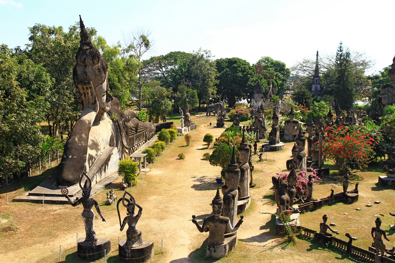  Độc đáo vườn tượng Phật Wat Xiengkuane tại Lào