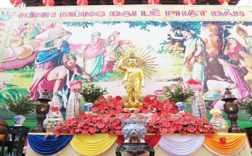 Phật giáo quận 10 tổ chức Phật đản PL 2560 DL 2016