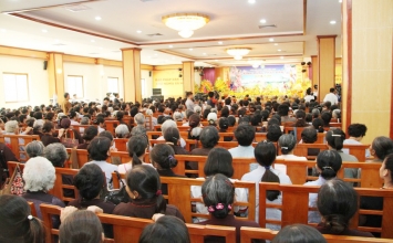 TW GHPGVN tổ chức Phật đản PL 2560