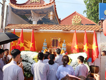 LỄ TƯỞNG NIỆM CHIẾN SĨ TRẬN VONG ĐỒNG BÀO TỬ NẠN