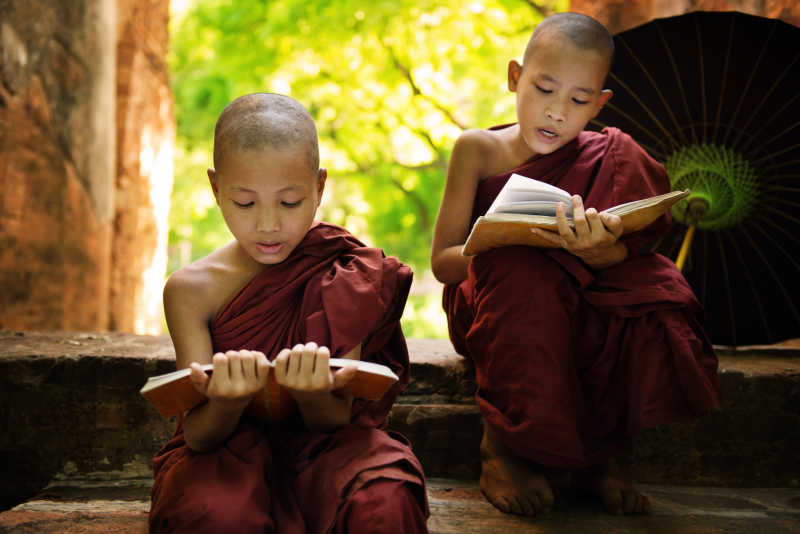 Phật dạy 8 pháp để sống an lạc