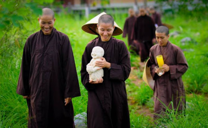  Bước chân con hãy về thanh thản