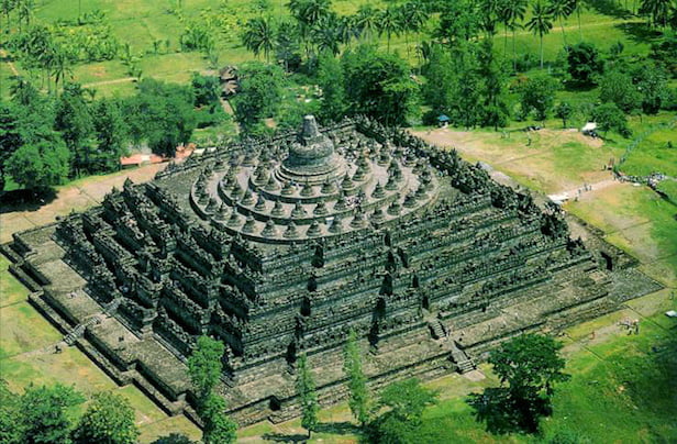 Thánh địa Phật giáo Borobudur với văn hóa tâm linh và giáo dục