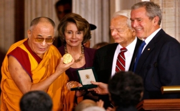 Hình ảnh quý về Đức Dalai Lama thứ 14