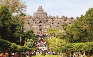Indonesia: Borobudur thu hút hơn 40 nghìn du khách dịp Vesak